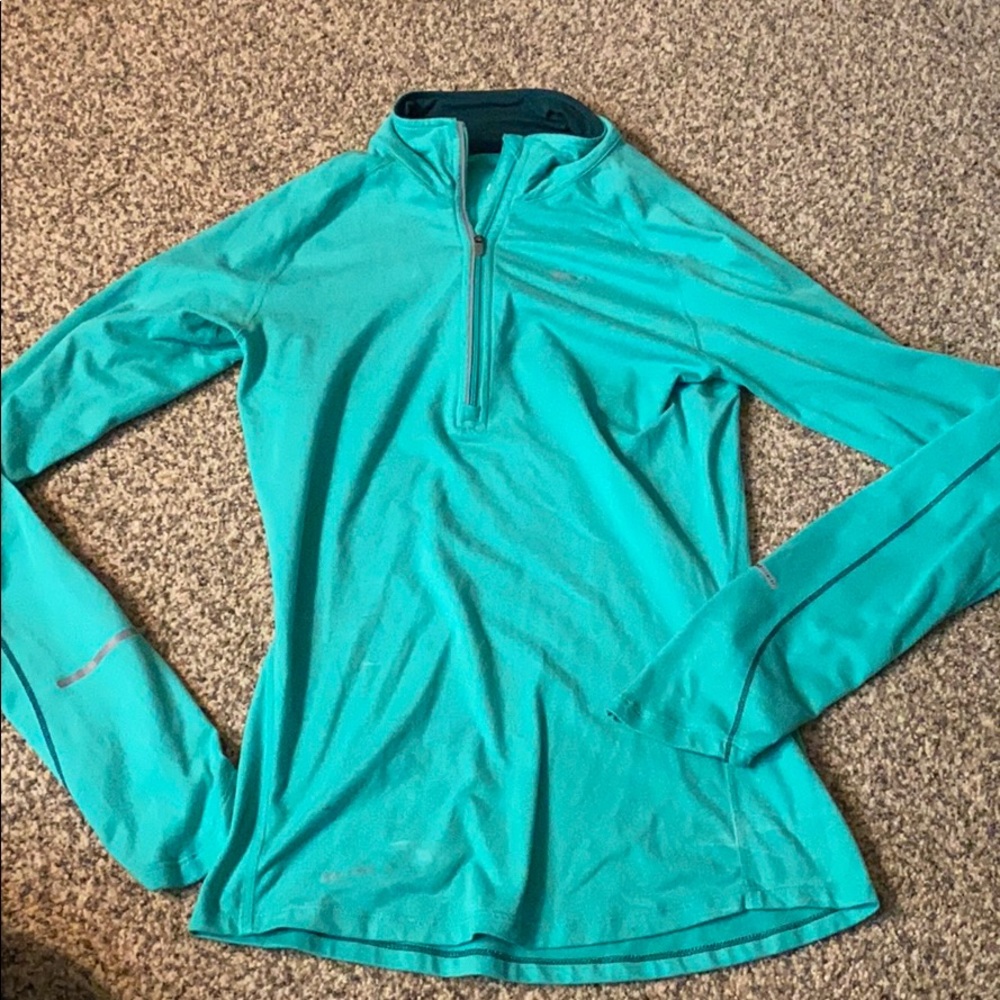 Nike quarter zip top